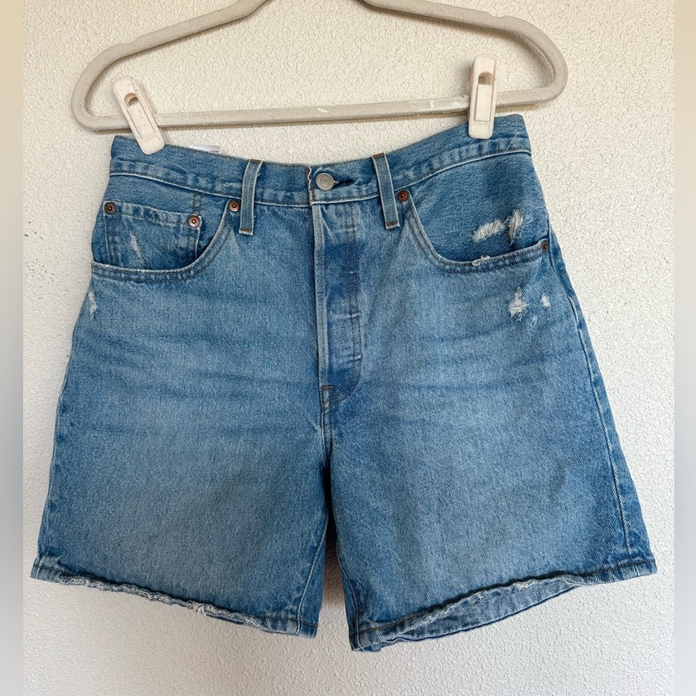 Levi’s shorts